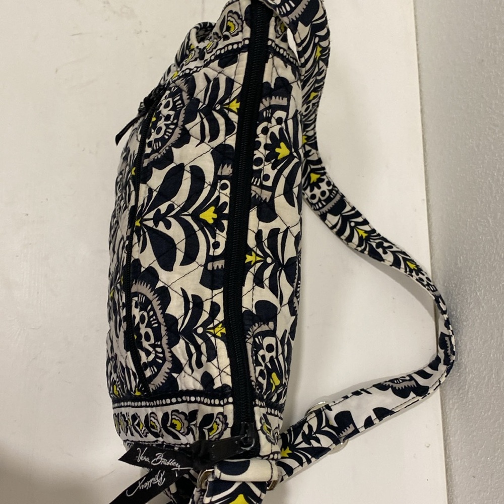 Vera Bradley Retired Fanfare Pattern crossbody / Shoulder Bag - Picture 10 of 16